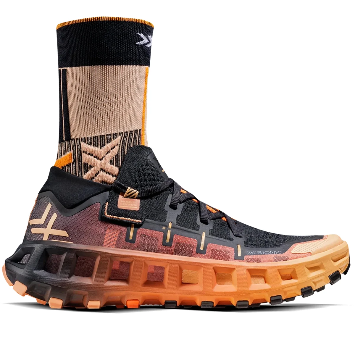 X-BIONIC TERRASKIN X01 BLACK/DARK PEACH/FRESH PEACH  - Trail running shoes