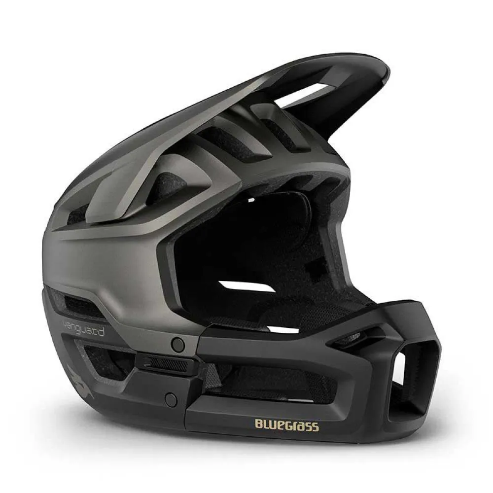 Bluegrass Vanguard downhill helmet