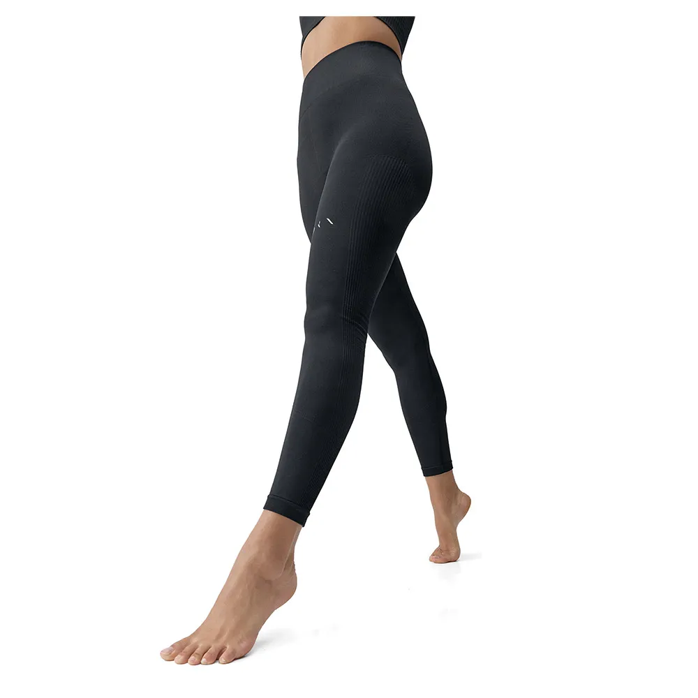 Born Living Yoga Yami leggings