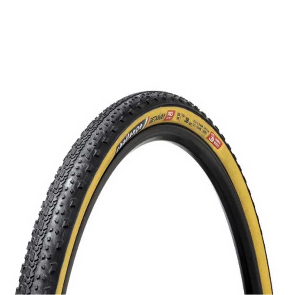 Challenge Getaway 700C x 40 gravel tyre