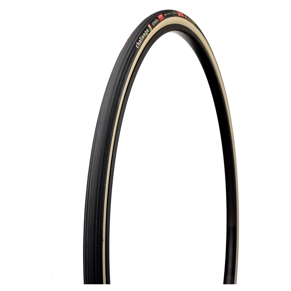 Challenge Pro Tubeless 700C x 27 road tyre