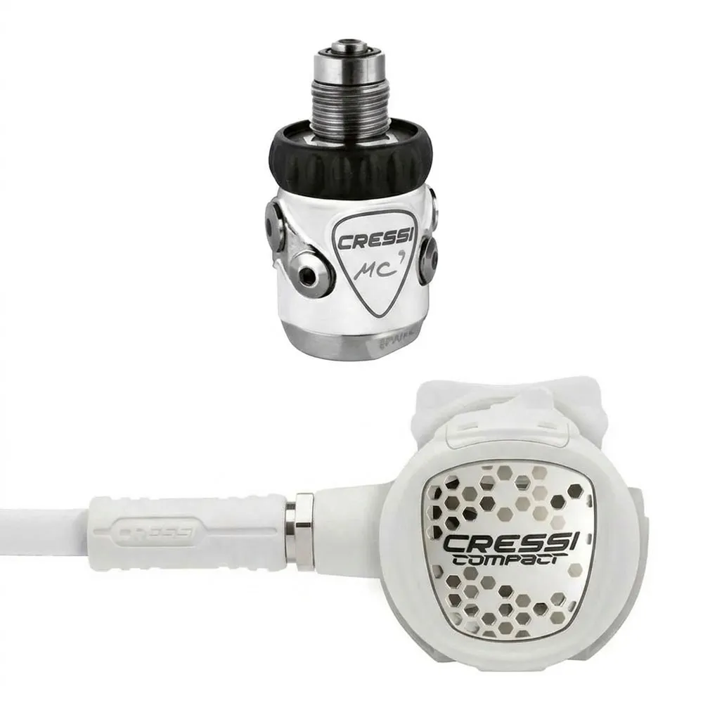 Cressi XS Compact MC9 DIN 300 diving regulator set